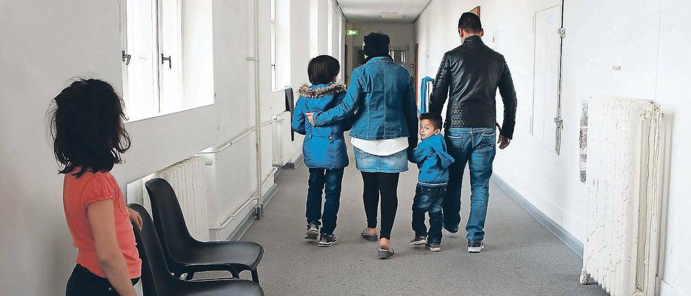 Unter einem Dach. In Potsdam leben Flüchtlinge im Schnitt 10,6 Monate in einer Gemeinschaftsunterkunft – wie hier im ehemaligen Landtag. Ziel der Stadt ist es eigentlich, dass sie schon nach spätestens sechs Monaten in eigene Wohnungen ziehen.