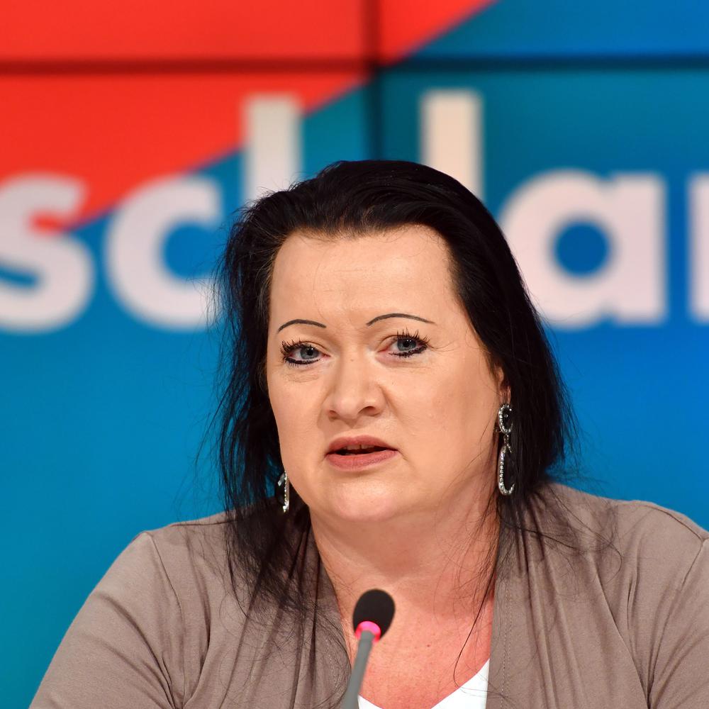Ludwigsfelde in Brandenburg: Farbanschlag auf Parteibüro der  AfD-Landtagsabgeordneten Bessin