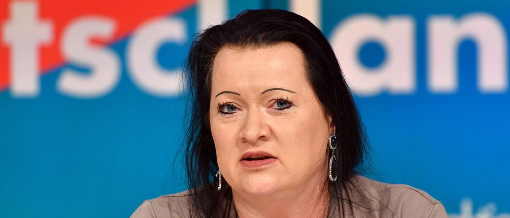Viele muslimische Frauen würden unter dem Zwang der Vollvermummung leiden, sagte Birgit Bessin, parlamentarische Geschäftsführerin der AfD-Fraktion im Landtag Brandenburg.