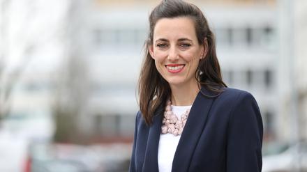 Simone Frey ist seit 2011 Geschäftsführerin der BioAnalyt GmbH in Teltow - gemeinsam mit Firmengründer Florian Schweigert. Die 37-Jährige studierte Ökotrophologie in Gießen und Wien. An der Universität Potsdam schrieb sie ihre Doktorarbeit, danach forschte sie an der Columbia University in New York City. Sie lebt mit ihrem Mann und ihrer Tochter in Berlin.