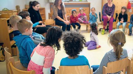 Früh übt sich. Sprachförderung soll im Kita-Alter besonders effektiv sein. Später können die Kinder so leichter lesen und schreiben lernen. Der Bund erweitert nun seine Förderung – in Brandenburg können 177 Kitas davon profitieren.