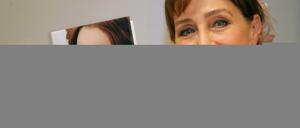 Die Schauspielerin Christine Kaufmann ist in der Nacht zu Dienstag im Alter von 72 Jahren gestorben. Das Bild entstand im Oktober 2005 auf der Internationalen Frankfurter Buchmesse, wo sie ihre Autobiographie «Christine Kaufmann und ich. Mein Doppelleben» vorstellt.