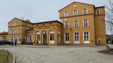 Ein privater Investor hat den Bahnhof Michendorf ersteigert - für 313.000 Euro.