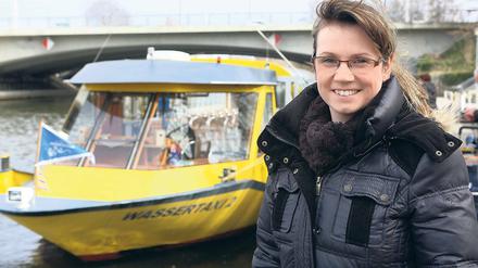Ins Jubiläumsjahr. Laut Kathleen Kallenbach, Direktionsassistentin der Weissen Flotte, will das Unternehmen durch Ausstellungen im Stadtgebiet Fahrgäste dazugewinnen.