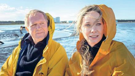 Ann-Kathrin Kramer und Harald Krassnitzer, die auch im richtigen Leben ein Paar sind, geben im ersten Teil „Eltern allein zu Haus“ die Schröders.
