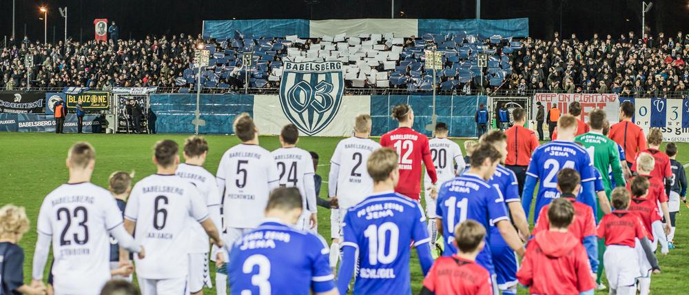 Auflauf-Modell. Für die vorgeschlagene Lösung, den SV Babelsberg 03 schuldenfrei zu machen, zeichnet sich durchaus Zustimmung ab. Aber noch gibt es offene Fragen.
