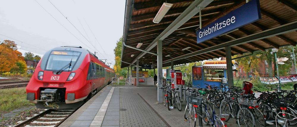 Betroffen ist ab 18 Uhr bis Samstagfrüh 4.15 Uhr der Abschnitt zwischen Bahnhof Park Sanssouci, Potsdam Hauptbahnhof und Potsdam Griebnitzsee.