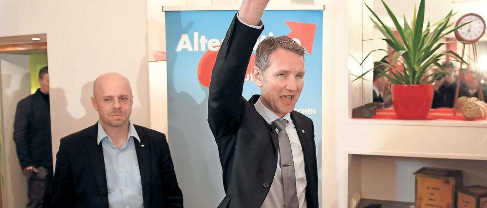 Vereint am rechten Rand. Der Thüringer AfD-Chef Björn Höcke (r.) und Brandenburgs AfD-Vize Andreas Kalbitz.