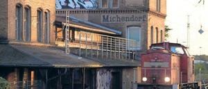 Überregional. Laut Reinkensmeier befasst sich die SPD in Michendorf zu sehr mit Bundespolitik und zu wenig mit lokalen Themen wie dem Bahnhof oder der Grundschule.