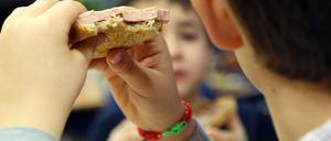 An sieben Schulen in Potsdam versorgt die Spirelli-Bande Kinder mit Frühstück. Doch der Bedarf ist offenbar deutlich höher.