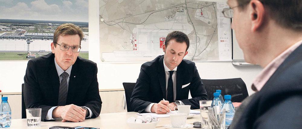 Karsten Mühlenfeld, 53, ist seit knapp zwei Jahren Geschäftsführer am immer noch unfertigen Flughafen BER. Nach einer erneuten Verschiebung der geplanten Eröffnung entließ er nun Technikchef Jörg Marks – gegen den Widerstand des Aufsichtsrats.