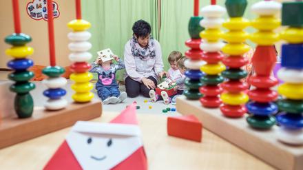 In Potsdam gibt es 2200 Erzieher. Für eine optimale Betreuung würden 850 zusätzliche Pädagogen benötigt.