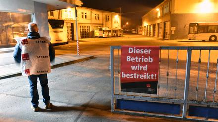 Am Mittwoch streikten die Mitarbeiter vom Potsdamer Verkehrsbetrieb und Regiobus in Potsdam.