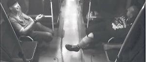 Gesucht. Die beiden Angreifer.