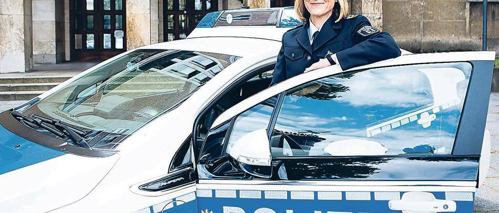 Erfolgreich in einer Männerbastion. Margarete Koppers leitete von Mai 2011 bis Ende 2012 kommissarisch die Berliner Polizei mit rund 23 000 Beschäftigten, seitdem arbeitet sie als Stellvertreterin des Polizeipräsidenten Klaus Kandt.