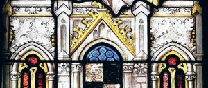 Prächtig. Die Restaurierung der Fenster ist Teil der Sanierungsarbeiten, die in der evangelischen Pfingstkirche am Neuen Garten stattfinden. Das Gotteshaus gehört zur Pfingstgemeinde, mit rund 1800 Mitgliedern die größte Gemeinde im Potsdamer Norden.