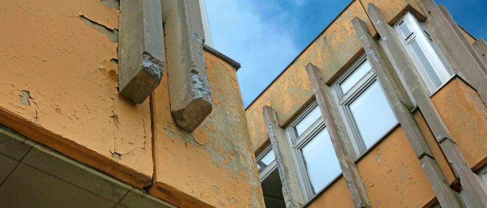 Der weitere Betrieb der Fachhochschule, zum Beispiel als Kulturzentrum, würde 550.000 Euro kosten.