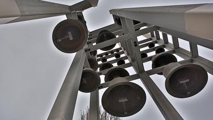 Kritiker des Wiederaufbaus der Potsdamer Garnisonkirche würden das Glockenspiel auf dem Plantagenplatz gern abgeschaltet sehen.