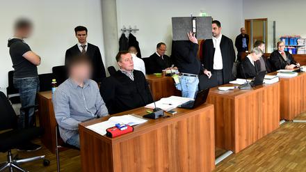Die Angeklagten.