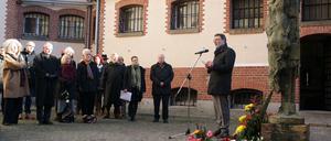 "Die größten Feinde der Erinnerung sind die Verdrängung und die Lüge", sagte Potsdams Oberbürgermeister Jann Jakobs (SPD).