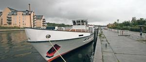 Kein Strom am Strom. Für Schiffe der Weissen Flotte gibt es zwar eine Stromversorgung. Weil die für Kreuzfahrtschiffe aber nicht reicht, gibt es nun Ärger mit Anwohnern.