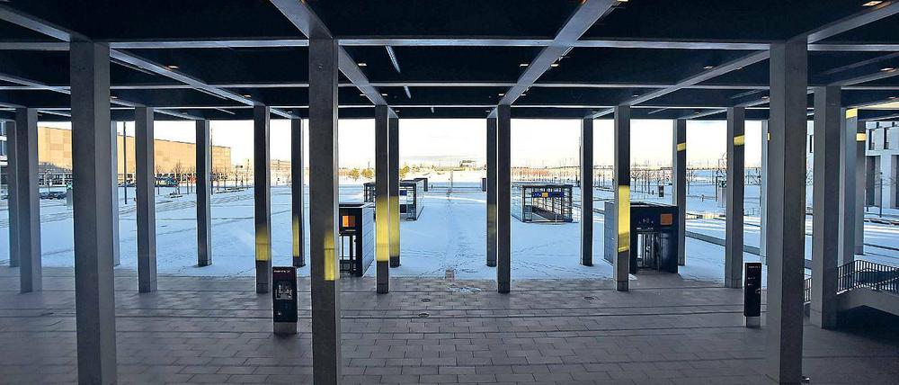 Und der Betrieb lässt weiter auf sich warten. Vom Flughafen BER wird auch in diesem Jahr kein Flugzeug starten oder landen. Wann der Airport endlich öffnen kann, ist bisher nicht bekannt.