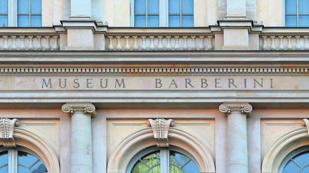 Potsdamer Leitbau. Der Palast Barberini am Alten Markt, dem Herzen der Stadt. Heute wird das von Mäzen Hasso Plattner gestiftete Museum im Beisein von Bundeskanzlerin Angela Merkel eröffnet. Ab Montag ist es regulär für die Öffentlichkeit zugänglich.