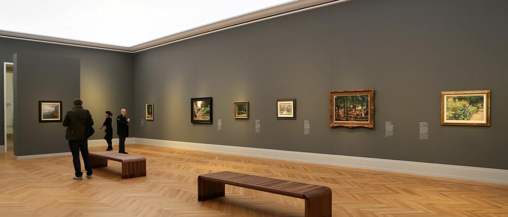 Hinter der barocken Fassade befindet sich ein moderner Museumsbau mit 17 Ausstellungssälen.