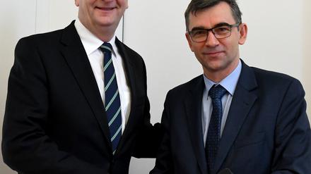 Brandenburgs Ministerpräsident Dietmar Woidke empfing vor der Landtagssitzung den Botschafter Polens Andrzej Przylebski.