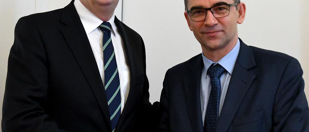 Brandenburgs Ministerpräsident Dietmar Woidke empfing vor der Landtagssitzung den Botschafter Polens Andrzej Przylebski.