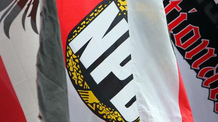 Die NPD hat in Brandenburg 290 Mitglieder. Die Partei werde weiterhin vom Verfassungsschutz beobachtet.