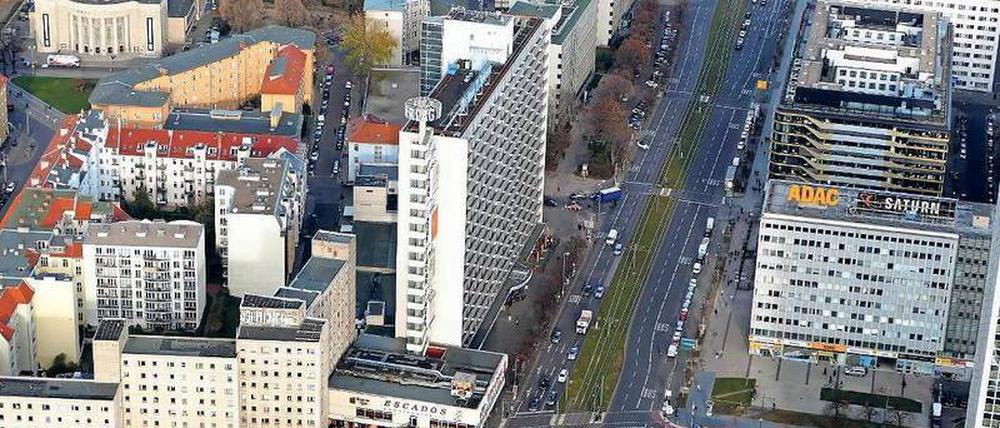 Noch arbeitet der Großteil des Berliner Verlages am Alexanderplatz. Am neuen Standort in der Alten Jakobstraße residieren bereits die Chefredakteure sowie die Hauptstadt- und die Online-Redaktion.