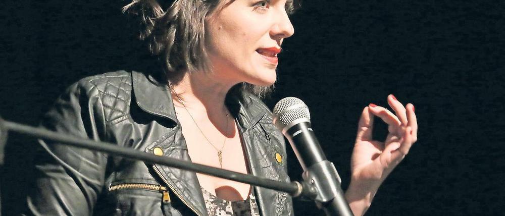 Vorleserin. Sarah Kuttner ist am Donnerstag zu Gast im Waschhaus. In ihrem neuen Roman erzählt sie die bedrückende Geschichte einer Familie in Auflösung.