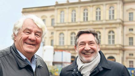 Lächeln für Potsdam. Hasso Plattner (l.) und Oberbürgermeister Jann Jakobs (SPD) vor dem Museum Barberini.