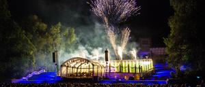 Auf den Terrassen des Orangerieschlosses findet wie im Vorjahr ein Open-Air-Konzert (10. Juni) mit Feuerwerk statt.