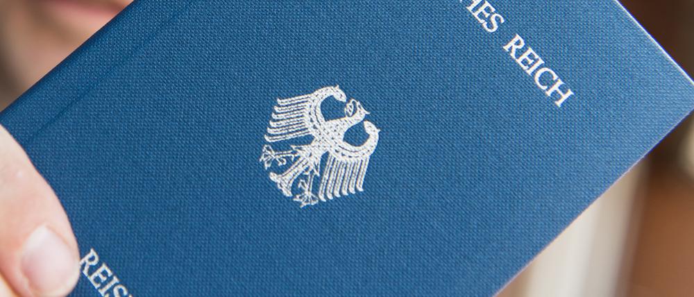 Reichsbürger lehnen die Bundesrepublik Deutschland ab, für sie existiert das Deutsche Reich weiter.