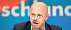 Wieder mal ganz rechts außen. Andreas Kalbitz, Vizechef der AfD-Fraktion im Brandenburger Landtag und Alexander Gaulands Kronprinz, brüskierte das Parlament am Donnerstagabend mit einem Goebbels-Vergleich.
