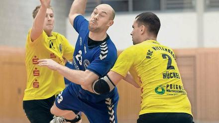 Landespokal-Sieg-Erfahren. HSG-Akteur Sascha Klimczak (M.) gewann den Cup zweimal mit Grün-Weiß Werder.