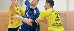 Landespokal-Sieg-Erfahren. HSG-Akteur Sascha Klimczak (M.) gewann den Cup zweimal mit Grün-Weiß Werder.