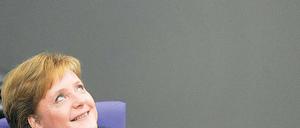 Das Leben ist schön. Angela Merkel bei einer Bundestagsdebatte im Jahr 2005, dem Jahr, in dem sie Bundeskanzlerin wurde.