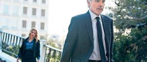 Zu voller Form. Anwalt Billy McBride (Billy Bob Thornton) ist im Grunde fertig mit der Welt, aber wenn die Welt noch mal was von ihm will, kann er nicht Nein sagen.