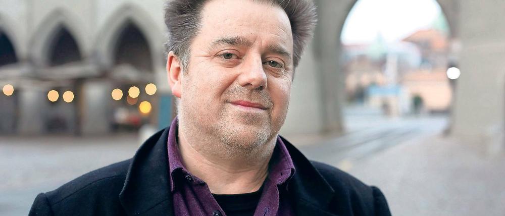 Mag Potsdam als Tatort. Raimon Weber hat für seinen neuen, blutigen Krimi gründlich in Potsdam recherchiert. Im Café Heider trifft sein Kommissar einen Informanten.
