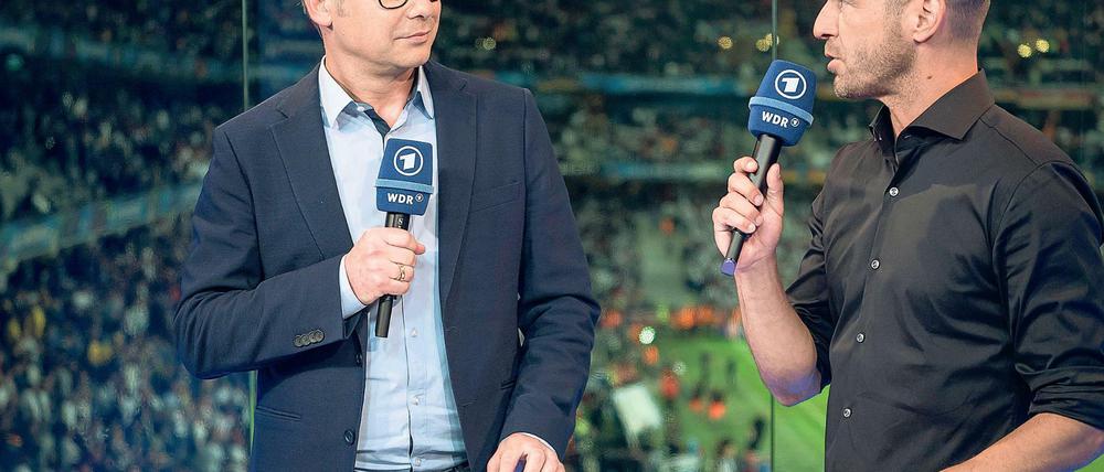 Kein Gehalts-Check. Matthias Opdenhövel wird seinem Experten Mehmet Scholl auch weiterhin nicht entlocken können, wie viel Geld dieser bei der ARD verdient.