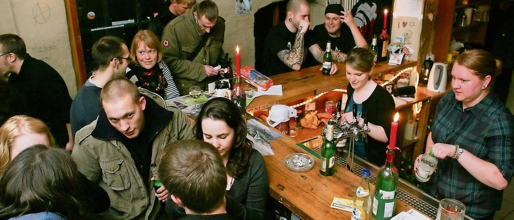 Barbetrieb, Lesungen, Theaterabende, Infoveranstaltungen: Das studentische Kuze zur Instanz geworden. Für die nächsten zwei Wochen wird der Betrieb aber erst einmal eingestellt.