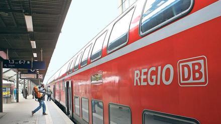 Sitzgelegenheit. Die Deutsche Bahn will bald auch in Regionalzügen reservierbare Plätze anbieten.