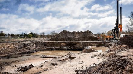 Teltows neuer Hafen soll nach neuen Kalkulationen 14,6 Millionen Euro kosten. Nun sollen die Stadtverordneten über die Mehrkosten von 4,5 Millionen Euro entscheiden.
