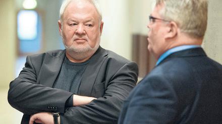 Wieder vor Gericht. Der ehemalige Hotelier Axel Hilpert und sein Anwalt Matthias Schöneburg am Landgericht Frankfurt (Oder), hier im April dieses Jahres. Das Gericht soll darüber entscheiden, um wie viel Geld der Unternehmer Brandenburgs Investitionsbank betrogen hat.