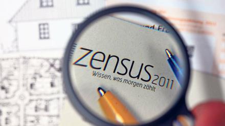 Statistikfragen. Von wegen Volkszählung – bei Kommunen über 10 000 Einwohner wurde am Ende auch nur noch geschätzt. Inzwischen beschäftigt das Thema Juristen.