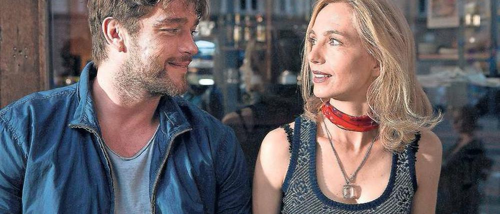 Tanz auf dem Vulkan: Aus der Zufallsbekanntschaft von Martin (Ronald Zehrfeld) und Lena (Ursina Lardi) wird eine ausgewachsene Affäre.