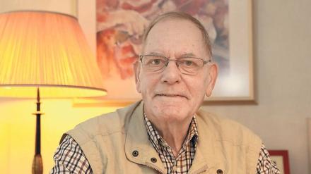 Manfred Hildebrand ist 77 Jahre alt und stammt aus Stuttgart. Nach der politischen Wende kam er als Aufbauhelfer nach Potsdam.
